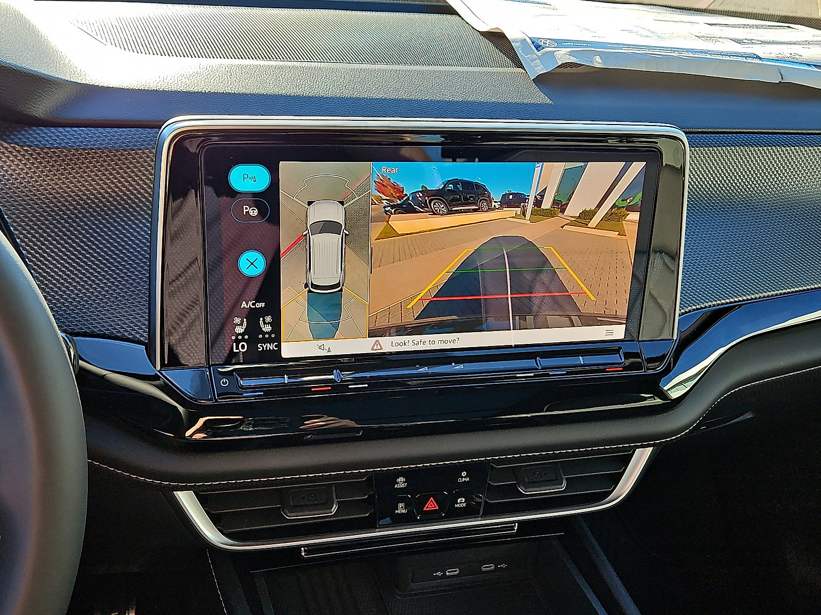 New 2026 Volkswagen Atlas Cross Sport SEL Premium R-Line image 17