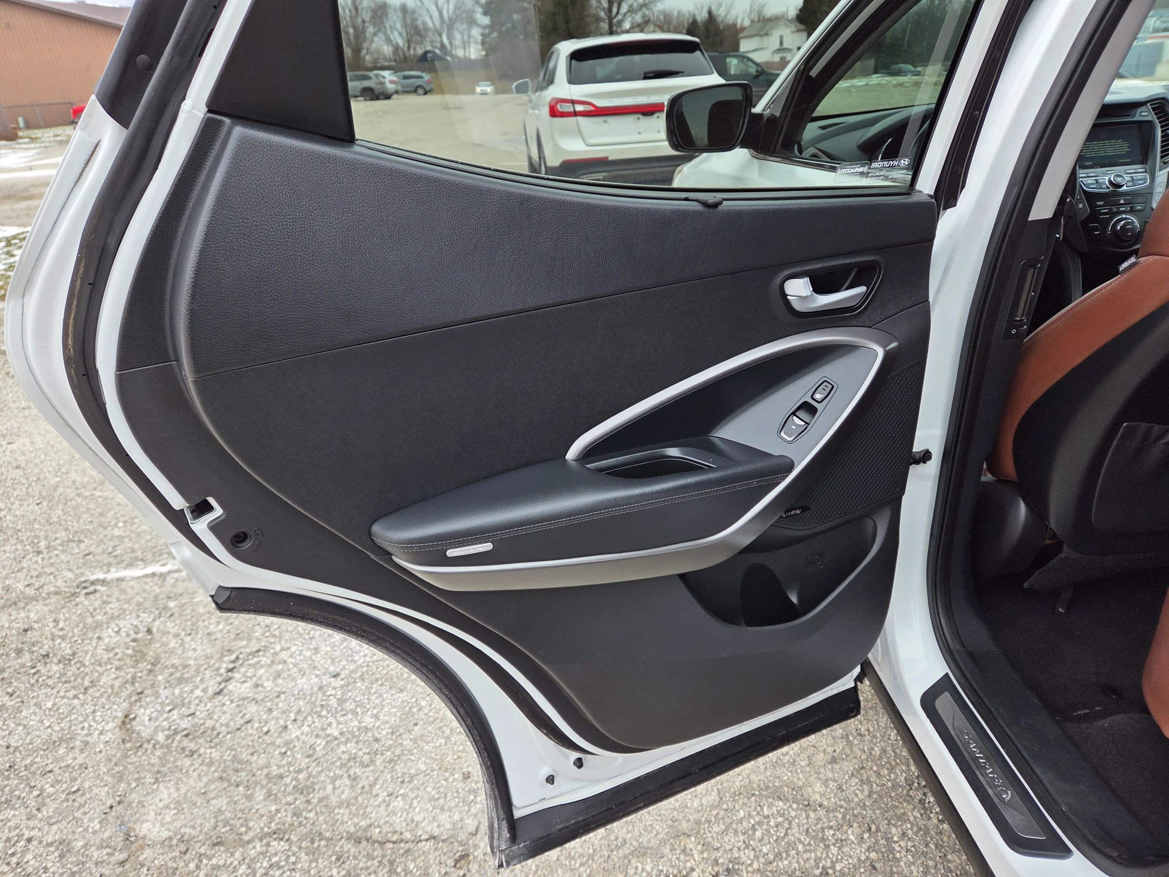 Used 2014 Hyundai Santa Fe Sport 2.0T w/ Technology Package 05 image 16