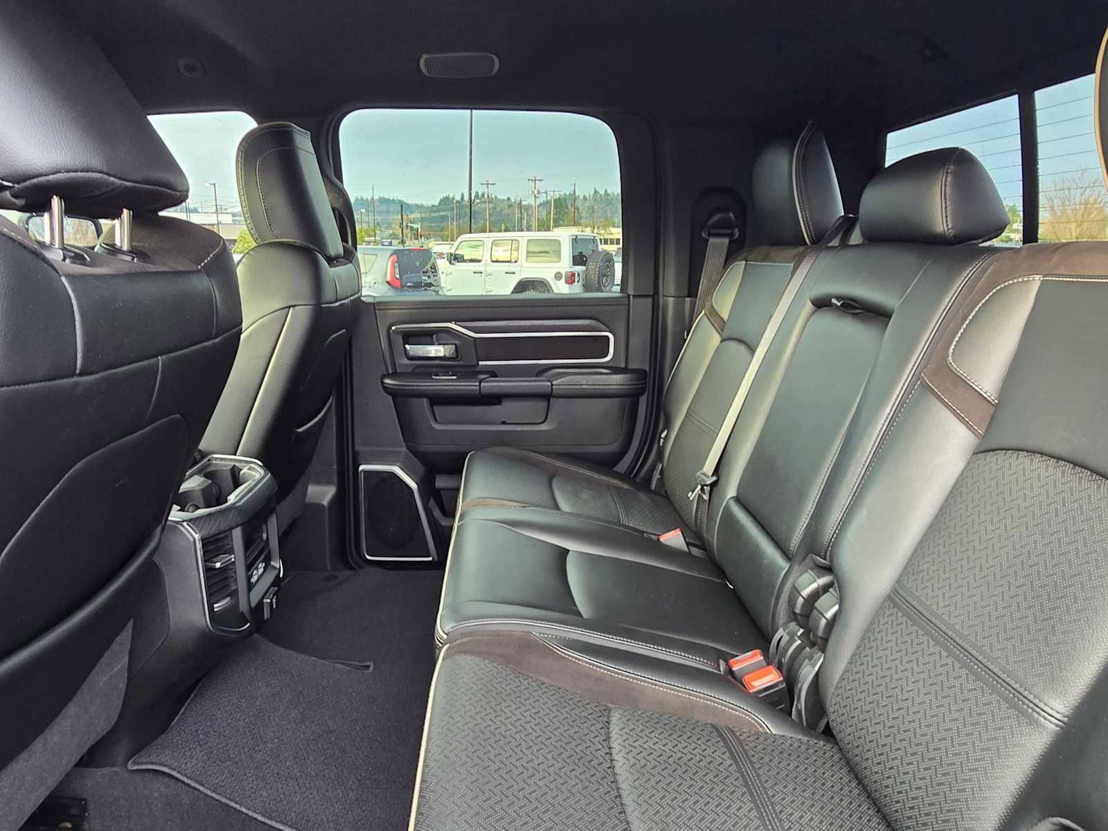 Used 2024 RAM 3500 Laramie w/ Night Edition image 17