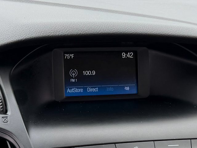 Certified 2018 Ford Focus SE FWD image 5