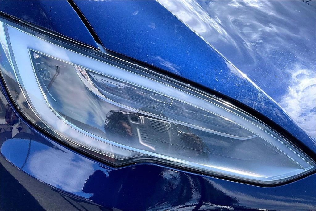 Used 2018 Tesla Model S 100D AWD/4WD image 29