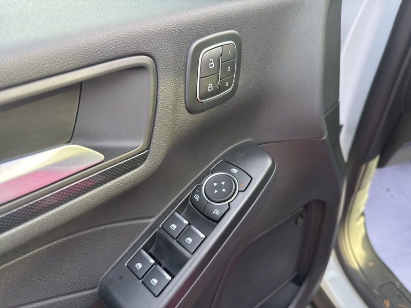 New 2025 Ford Escape ST-Line Elite w/ Tech Pack #2 image 23