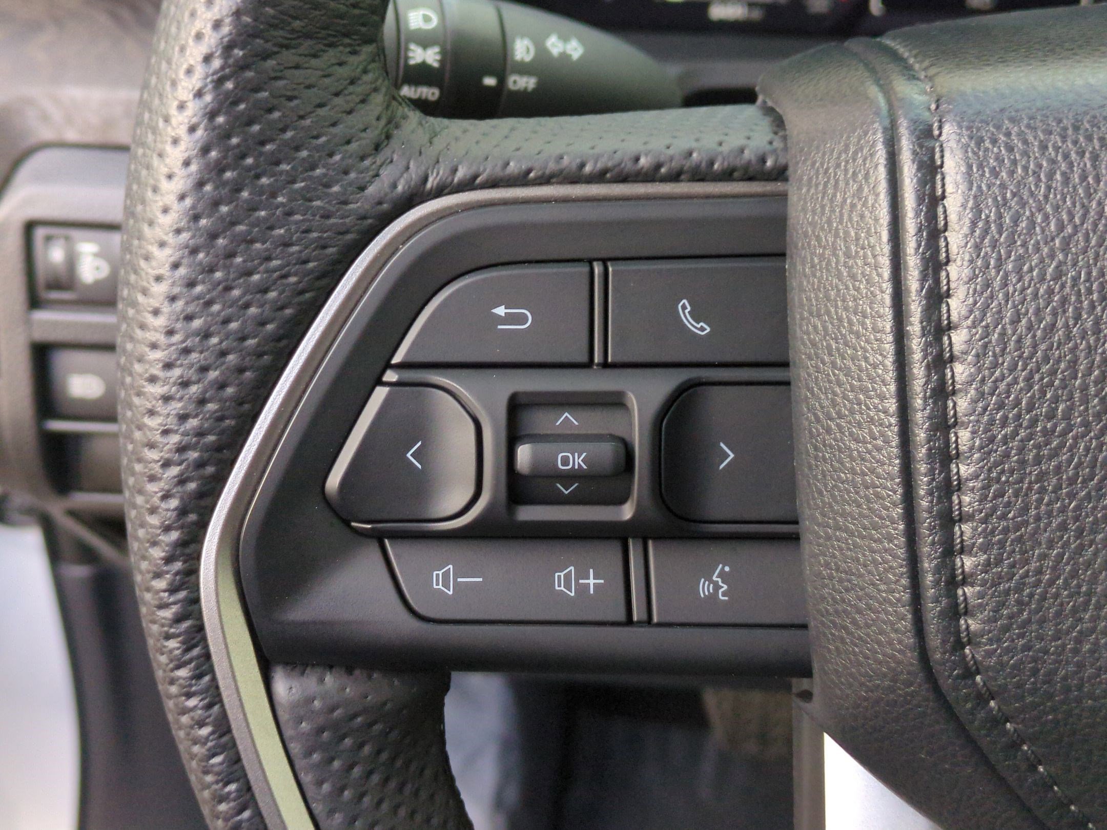 Used 2024 Toyota Tacoma Limited image 14