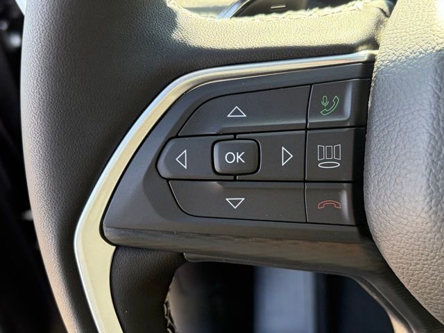 New 2025 Jeep Grand Cherokee Altitude w/ Trailer Tow Package image 17