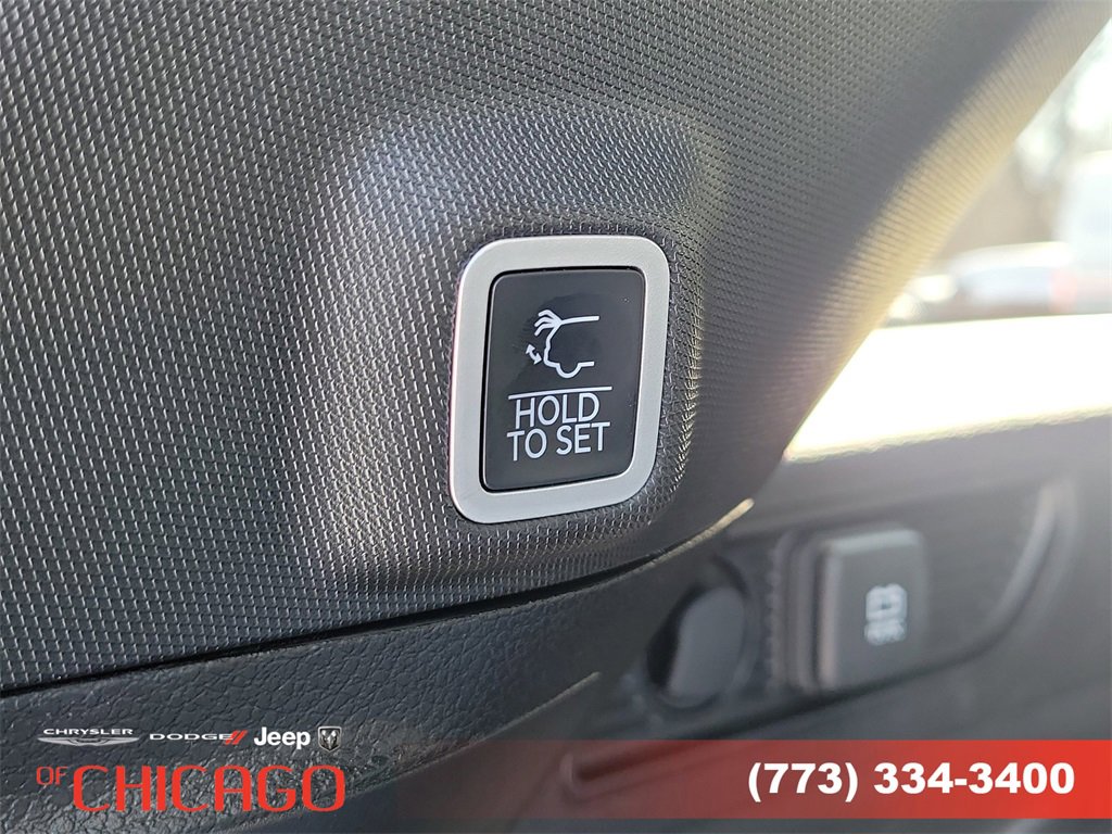 New 2026 Jeep Grand Cherokee Laredo image 10