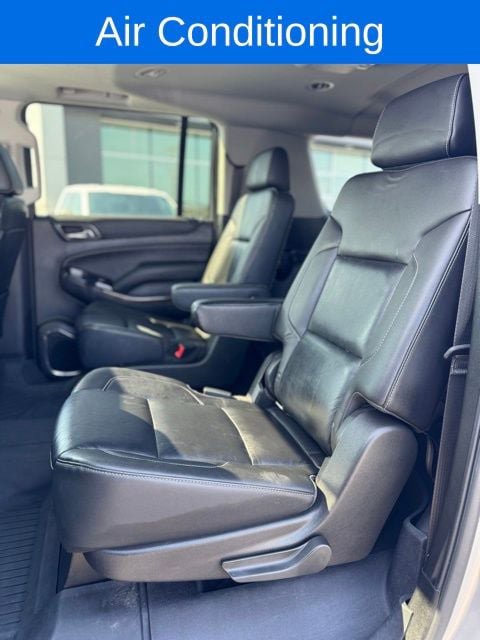 Used 2019 Chevrolet Suburban LT image 23