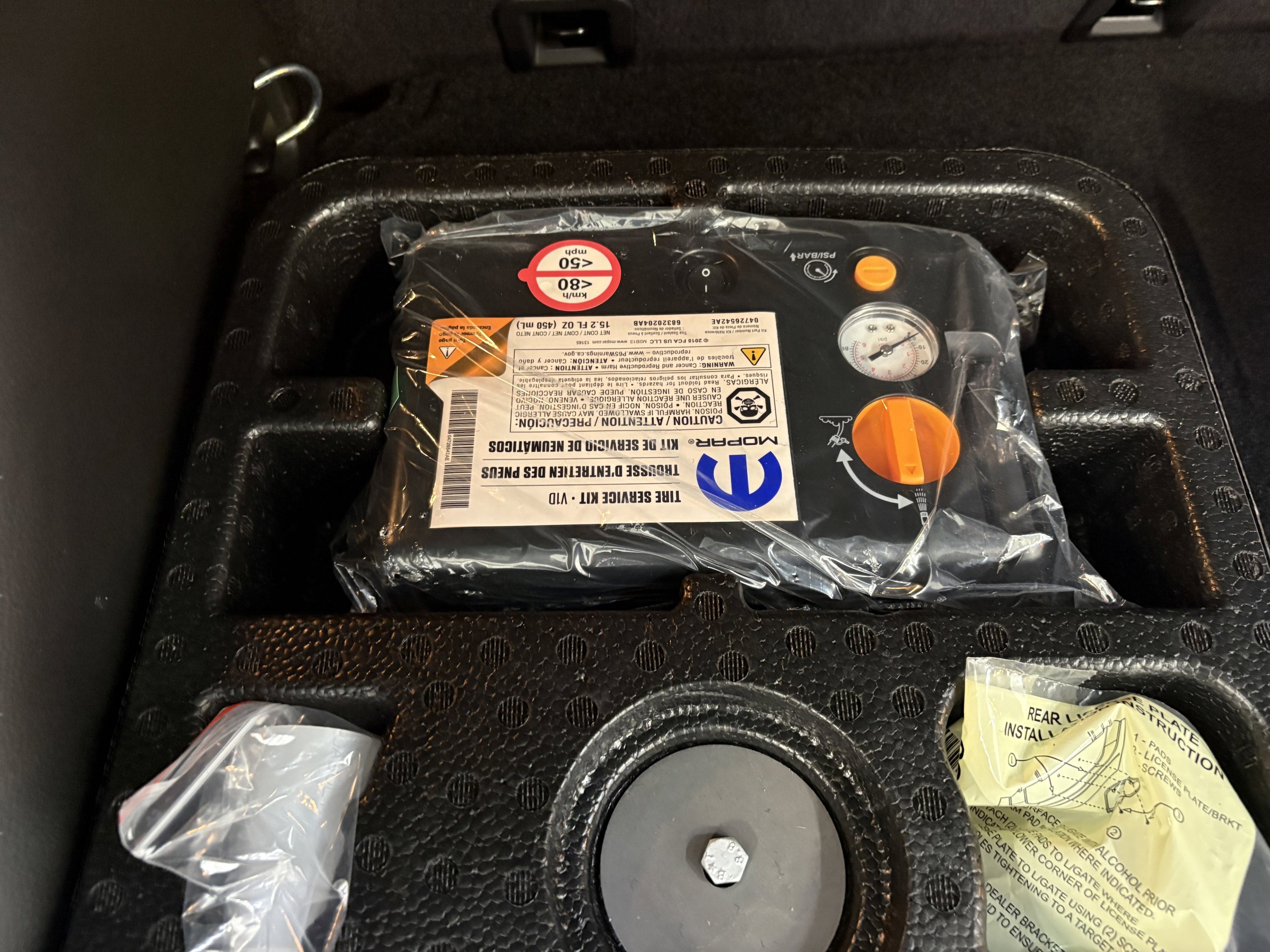 Used 2024 Jeep Compass Latitude image 11