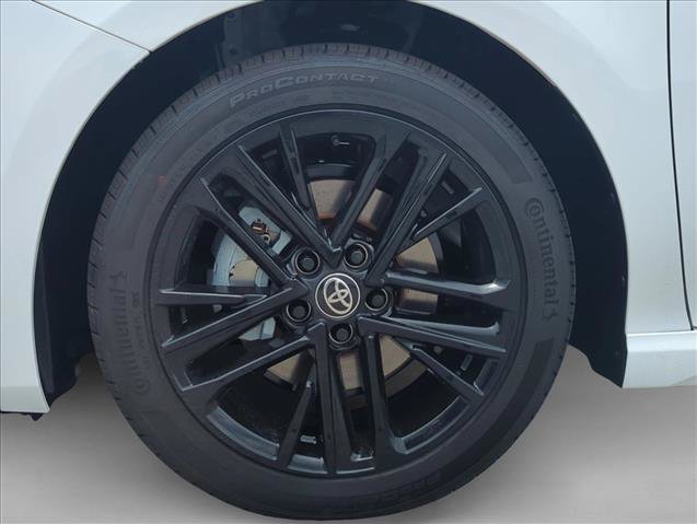 Certified 2025 Toyota Camry SE FWD image 9