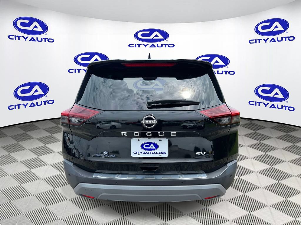 Used 2023 Nissan Rogue SV FWD image 5