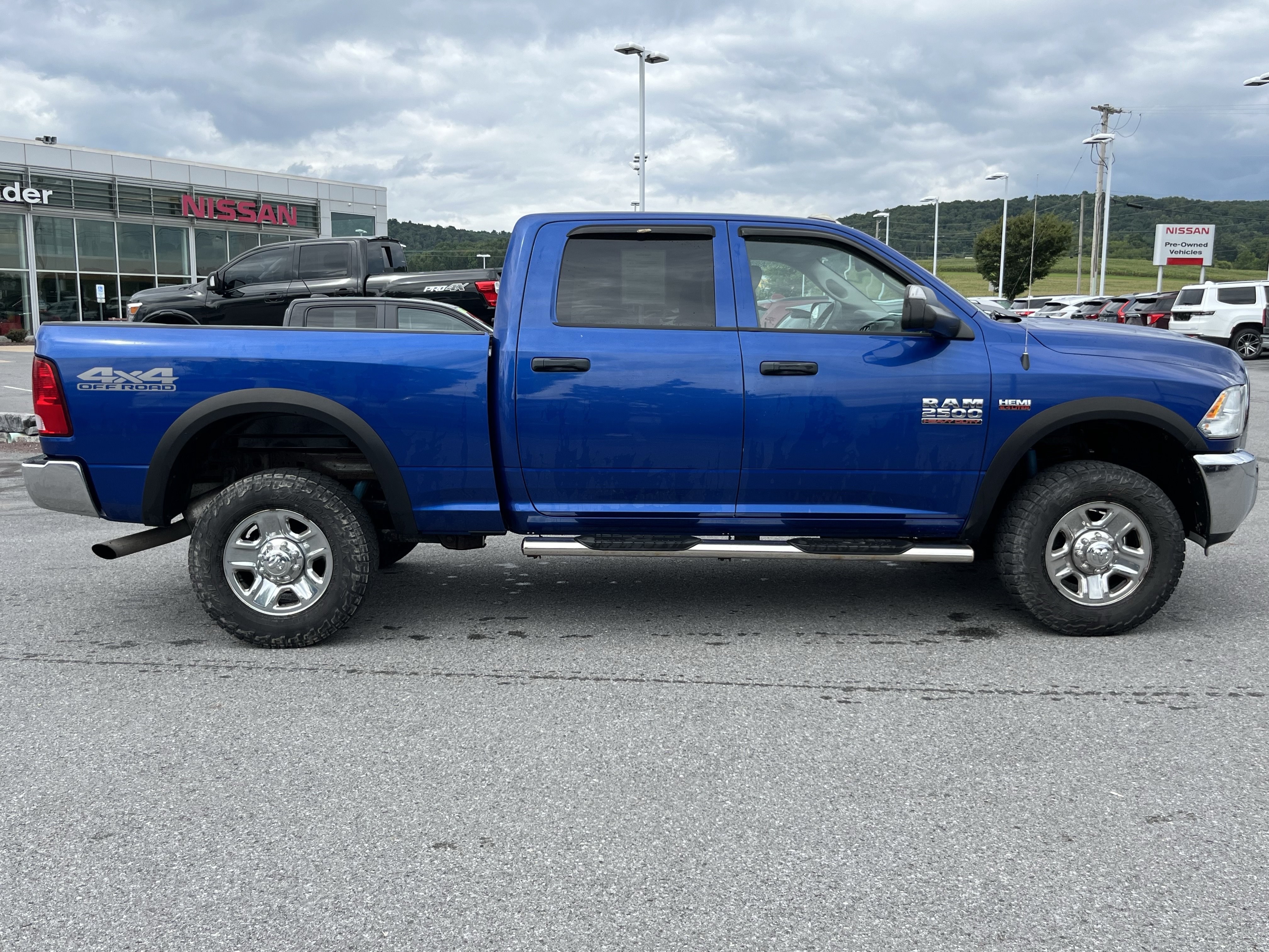 Used 2017 RAM 2500 Tradesman w/ Chrome Appearance Group AWD/4WD image 2