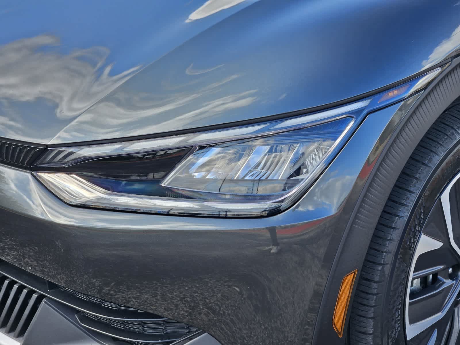 Certified 2024 Kia EV6 Light RWD image 7