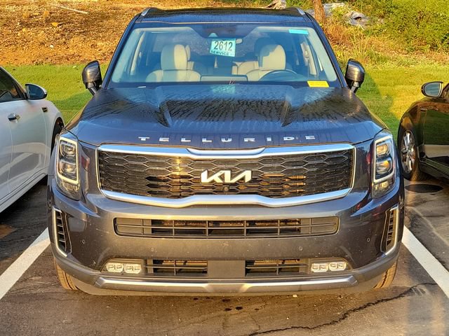Used 2022 Kia Telluride SX w/ SX Prestige Package AWD/4WD image 2