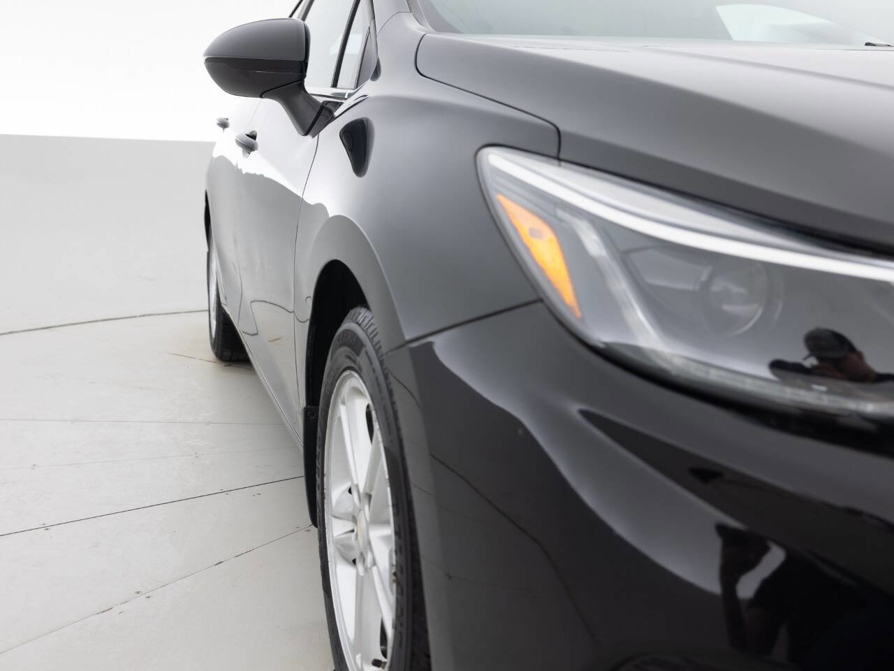 Used 2016 Chevrolet Cruze LT FWD image 11
