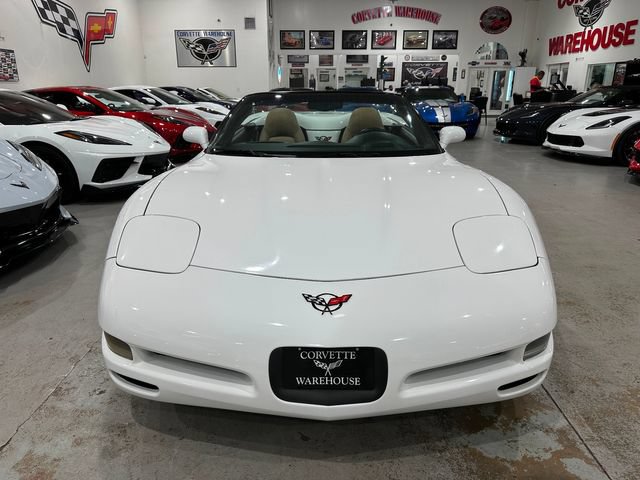 Used 2004 Chevrolet Corvette Convertible RWD image 27