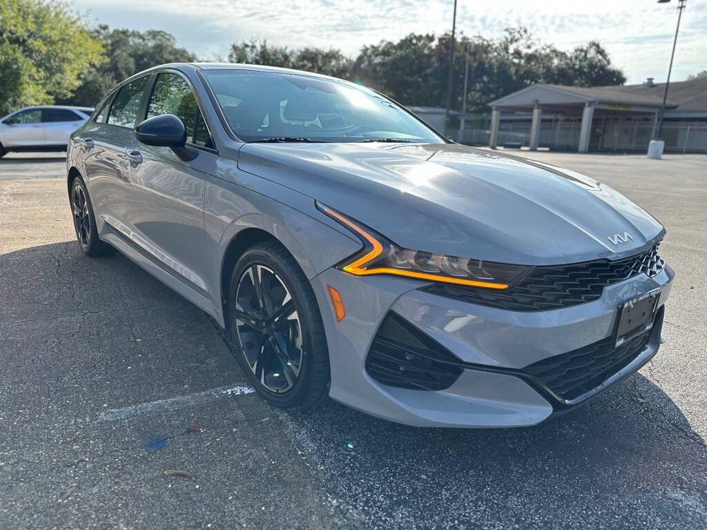 Used 2022 Kia K5 GT-Line FWD image 2