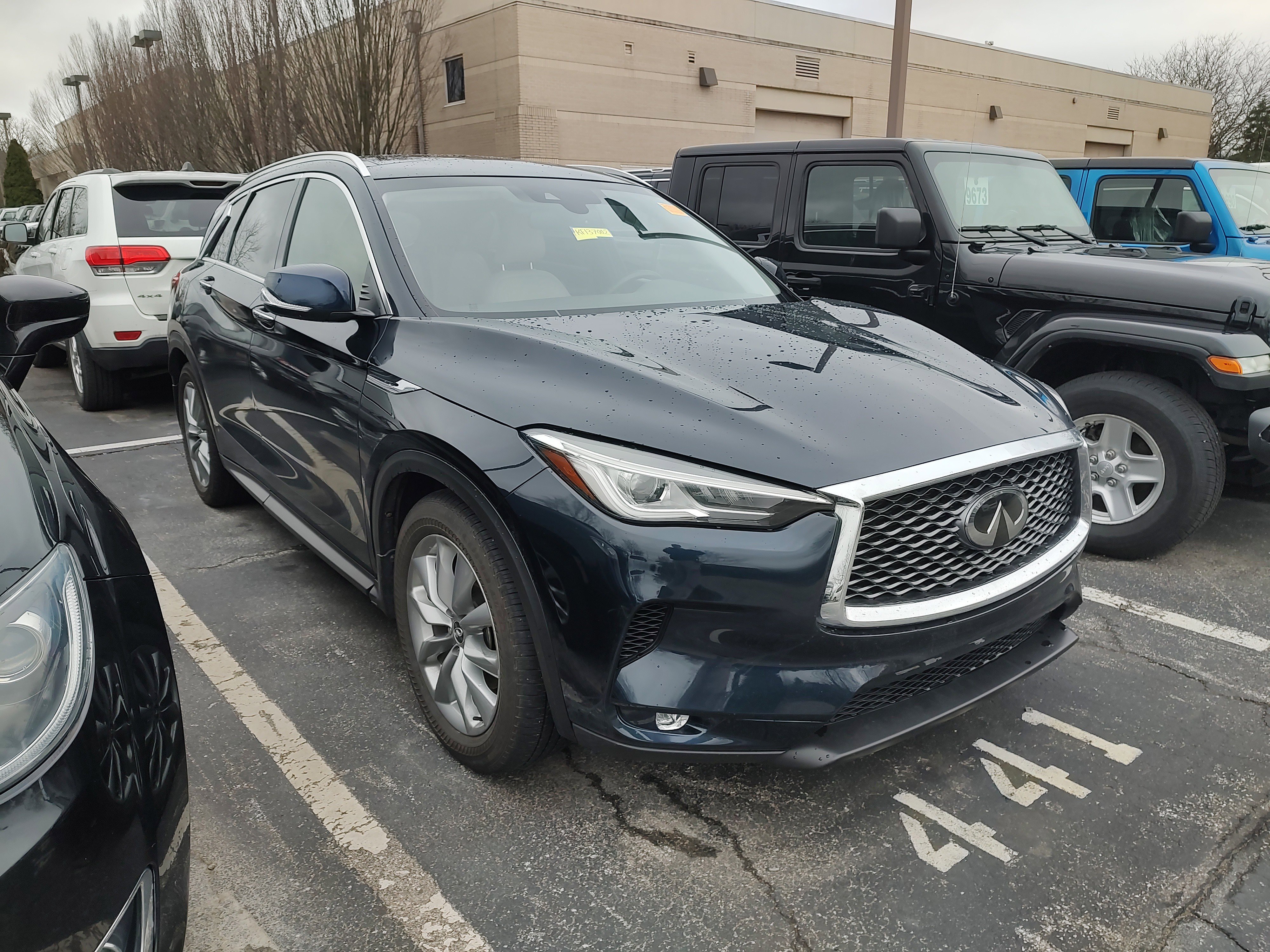 Used 2019 INFINITI QX50 Luxe w/ Navigation Package image 4