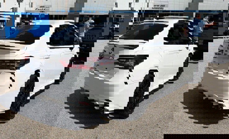 Used 2024 Toyota Camry SE image 5