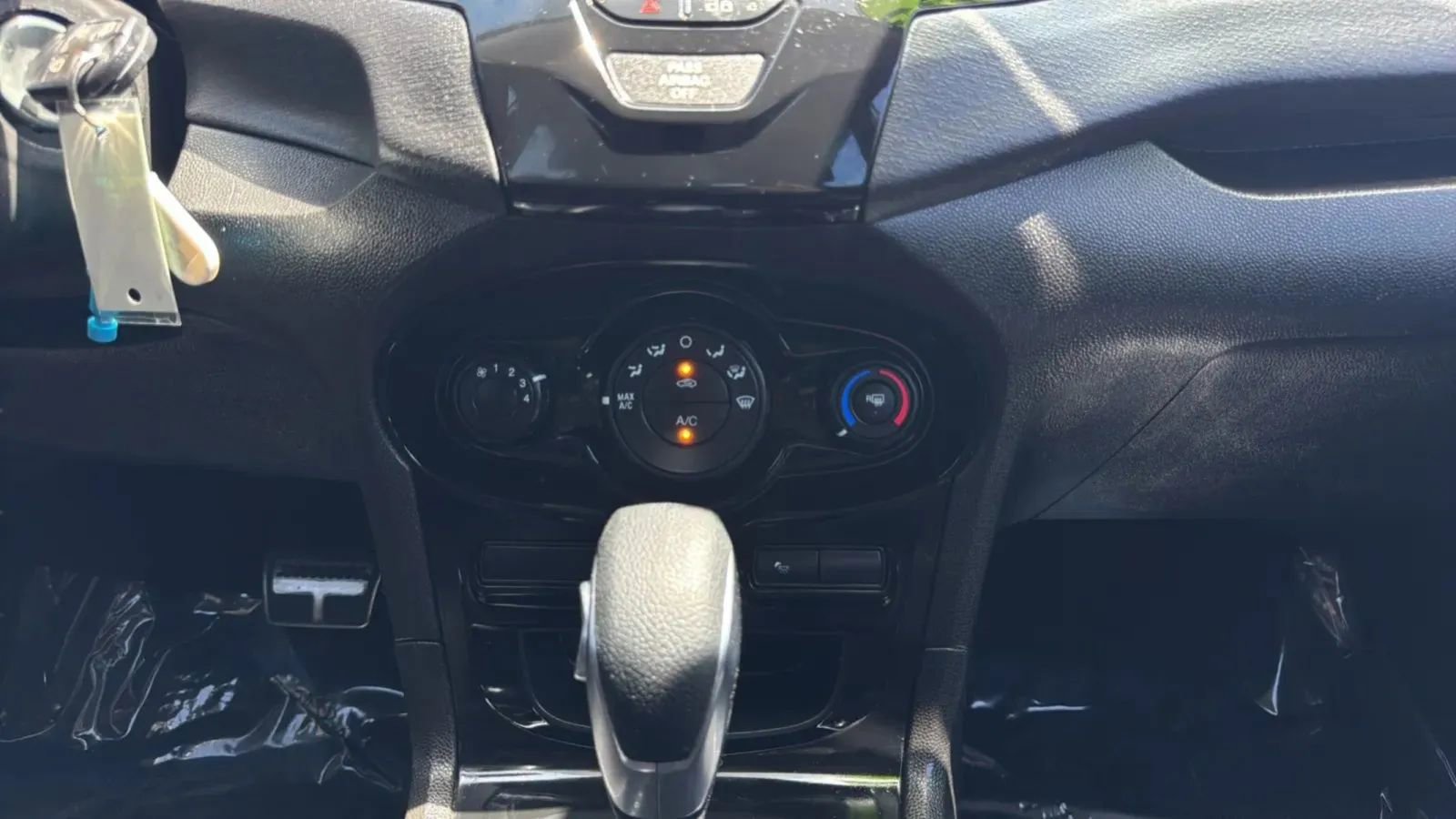 Used 2019 Ford Fiesta ST-Line FWD image 31