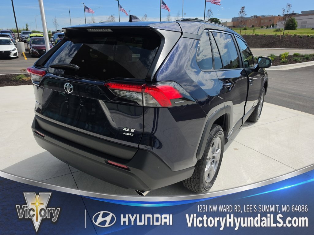 Used 2025 Toyota RAV4 XLE AWD/4WD image 5