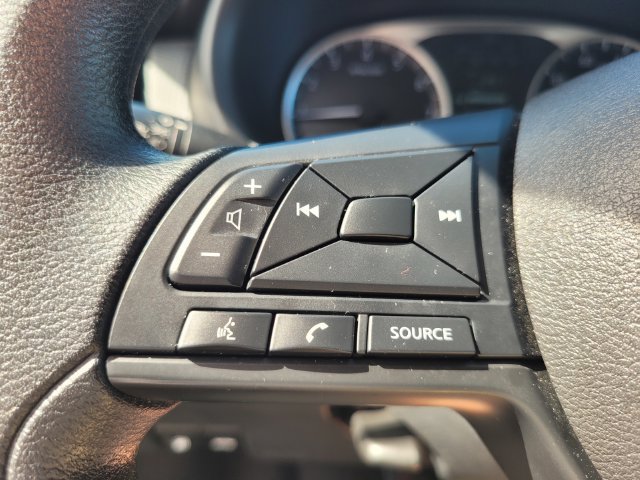 Certified 2025 Nissan Kicks Play S FWD image 28