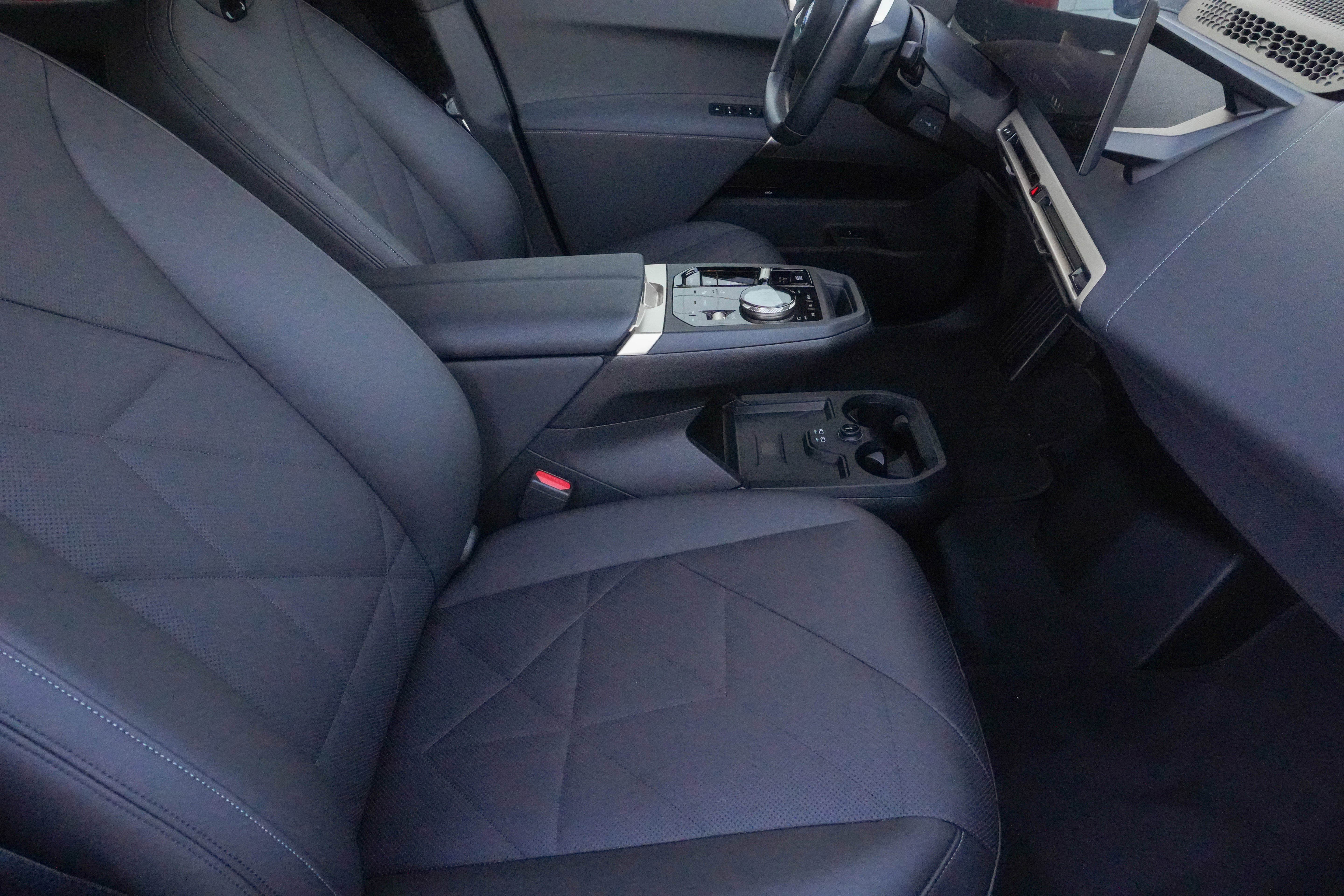 Certified 2024 BMW iX xDrive50 image 13