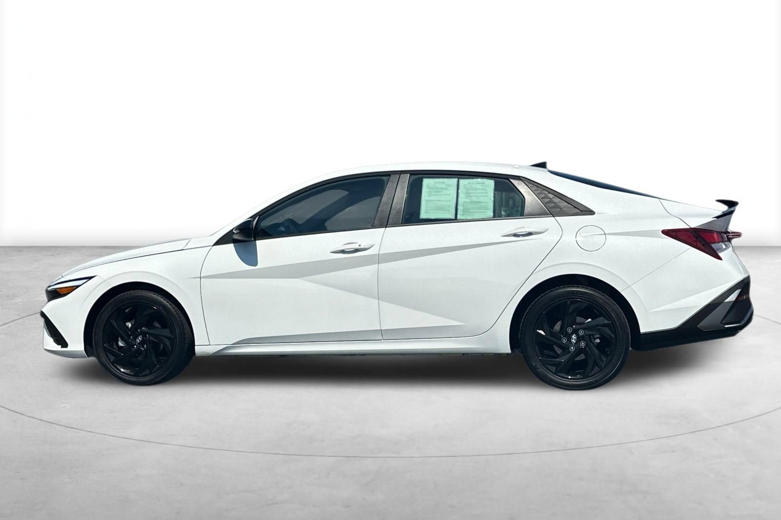 Certified 2026 Hyundai Elantra Sport FWD image 3