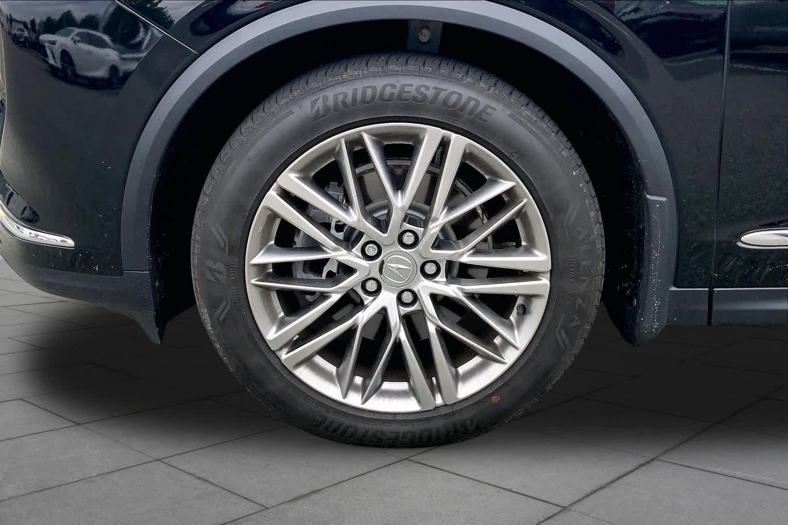 Used 2024 Acura MDX w/ Advance Package AWD/4WD image 11