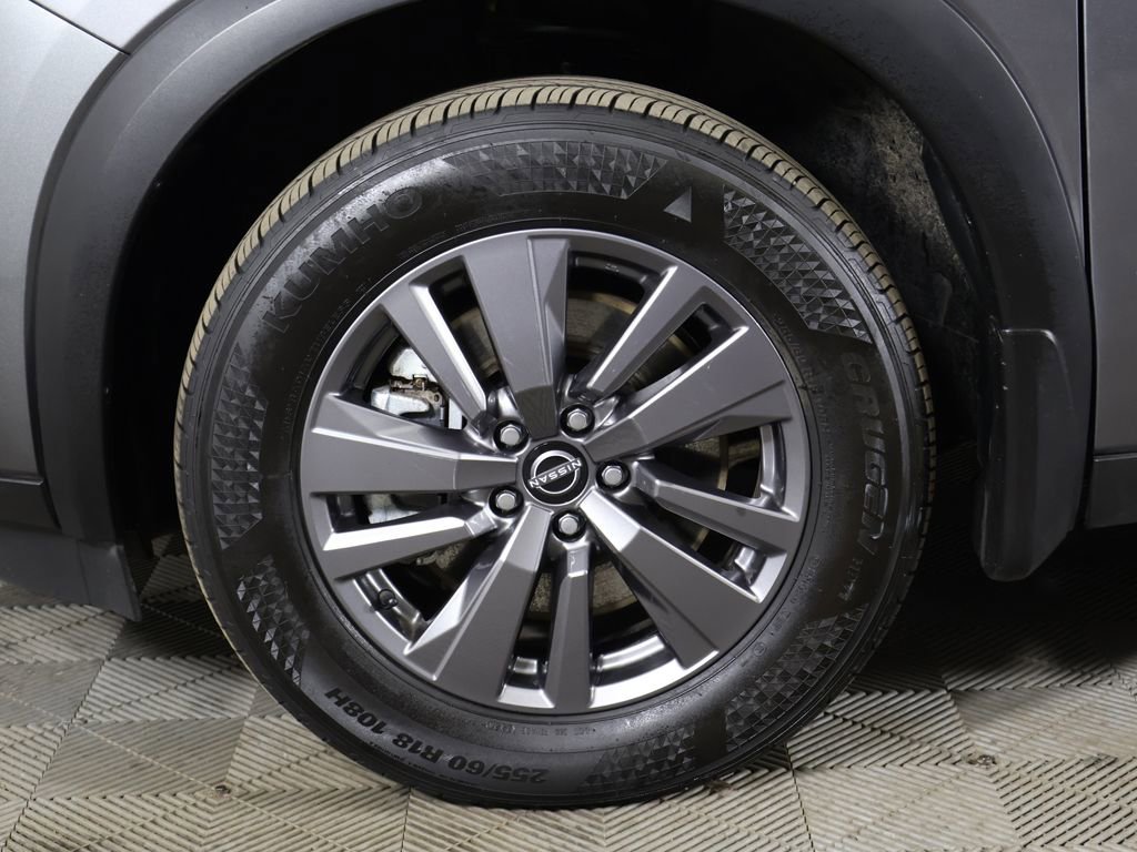 Used 2023 Nissan Pathfinder S image 19