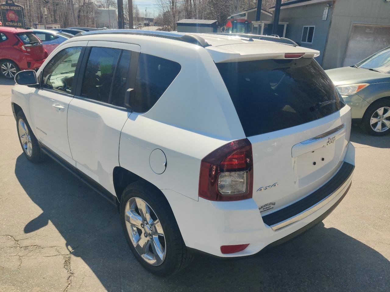 Used 2014 Jeep Compass Limited w/ Premium Sound Group image 4