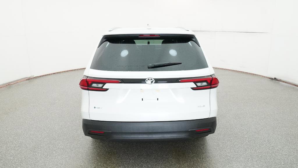 New 2026 Toyota Grand Highlander XLE image 18