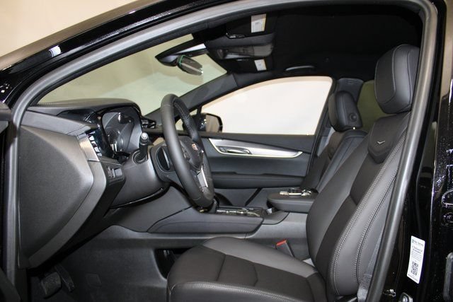 New 2026 Cadillac XT5 Luxury FWD image 4