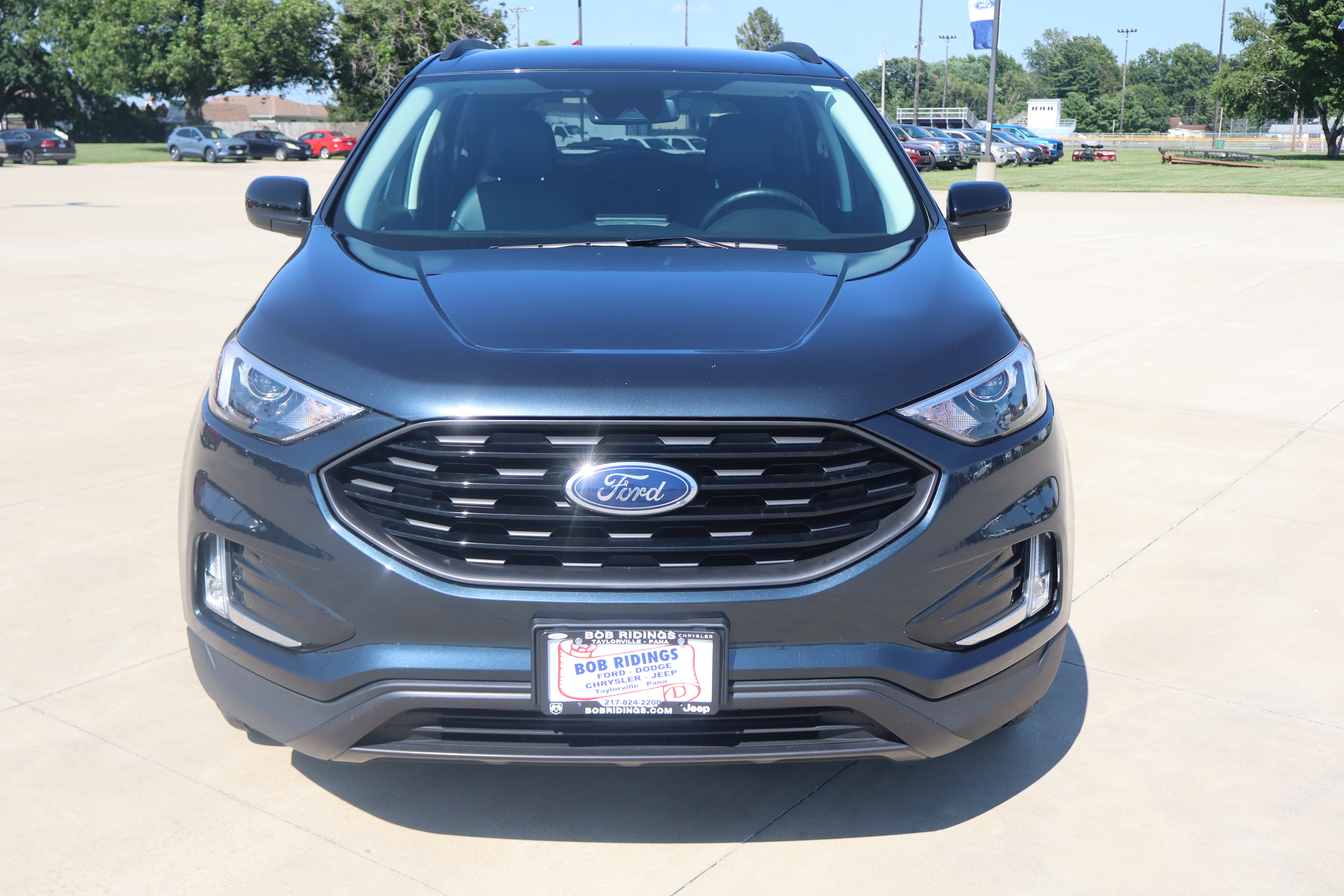 Used 2024 Ford Edge SEL w/ Sport Appearance Package AWD/4WD image 3
