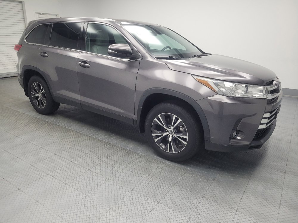 Used 2019 Toyota Highlander Plus image 11