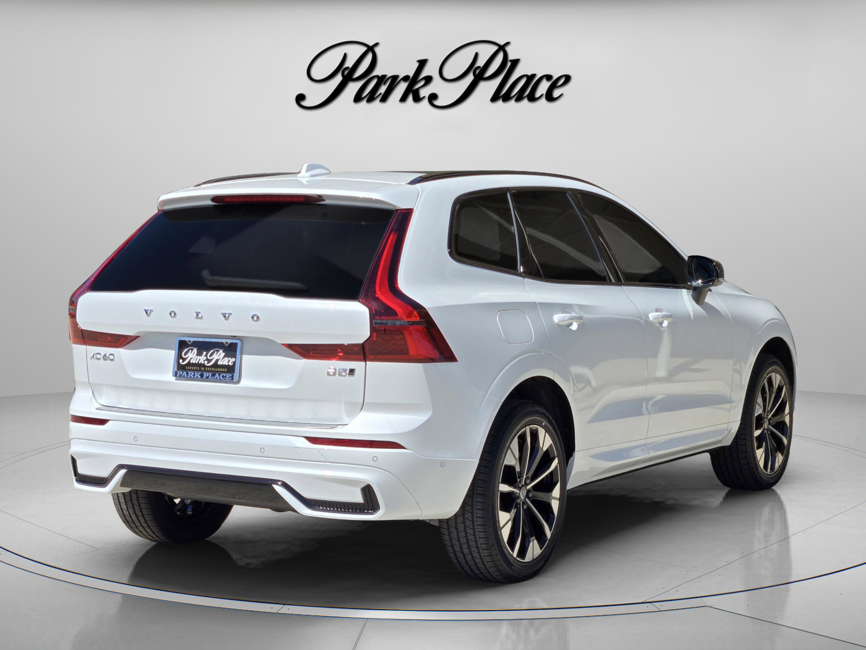 New 2026 Volvo XC60 B5 Plus w/ Protection Package Premier image 6