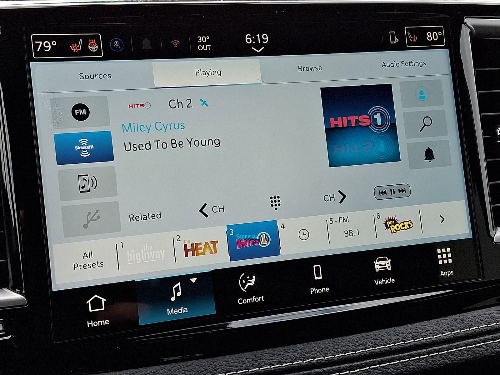 New 2026 Chrysler Pacifica Select FWD image 12