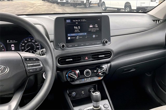 Used 2023 Hyundai Kona SEL image 9