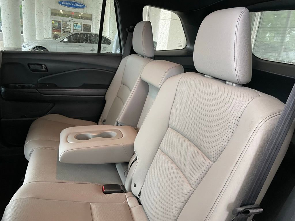 Certified 2023 Honda Passport EX-L image 42