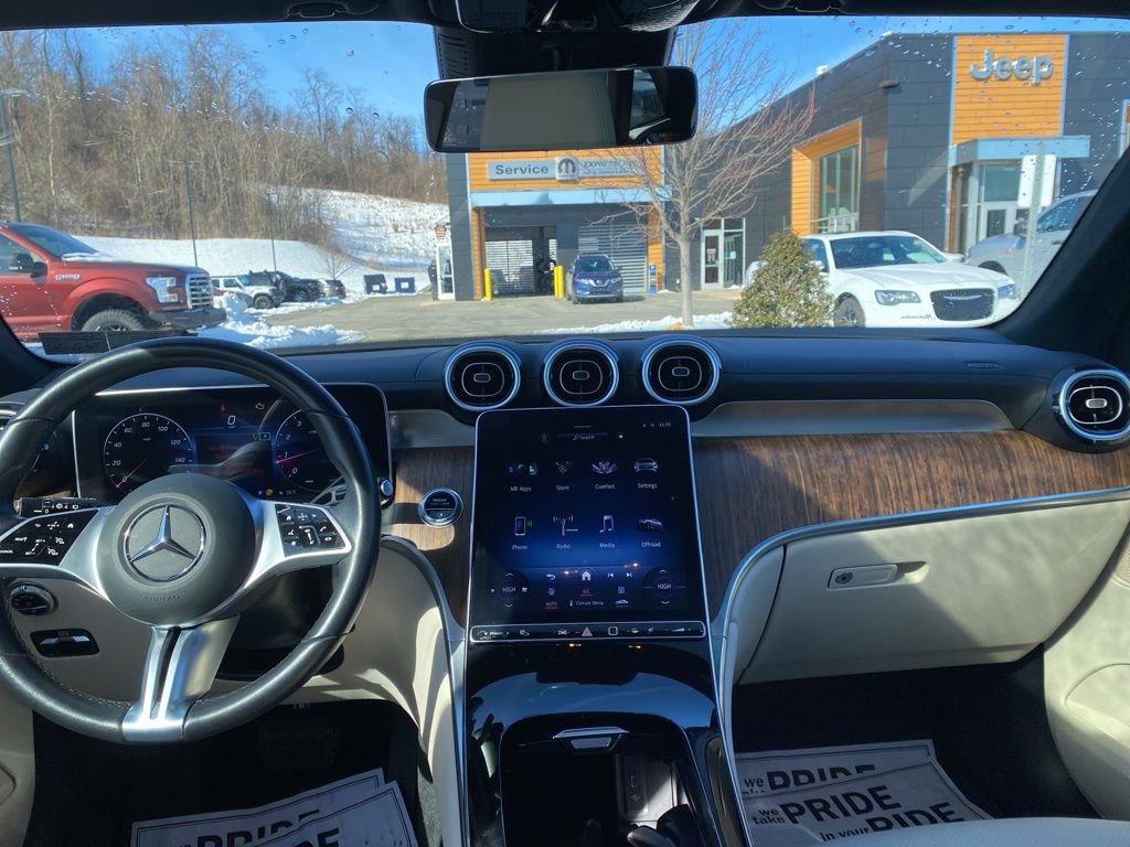 Used 2024 Mercedes-Benz GLC 300 4MATIC image 22