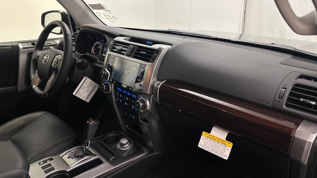 Used 2024 Toyota 4Runner Limited AWD/4WD image 24