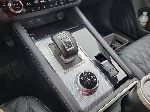 Used 2024 Mitsubishi Outlander SEL image 23