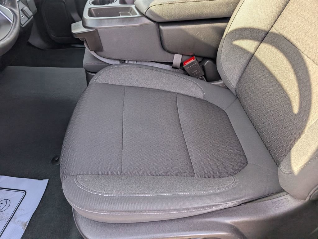 Used 2021 Chevrolet Silverado 1500 LT image 25