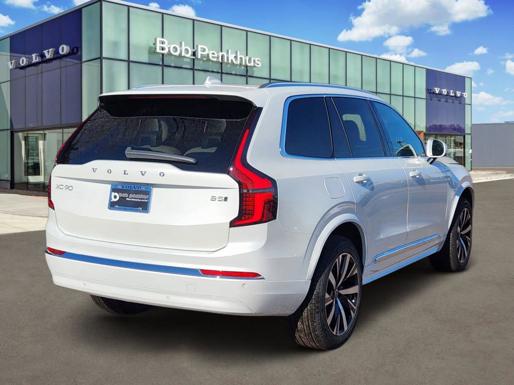 New 2026 Volvo XC90 B5 Core image 24