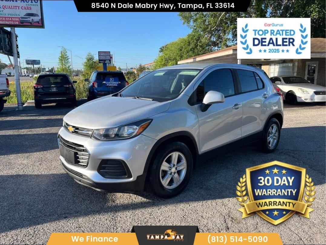 Used 2019 Chevrolet Trax LS FWD image 1