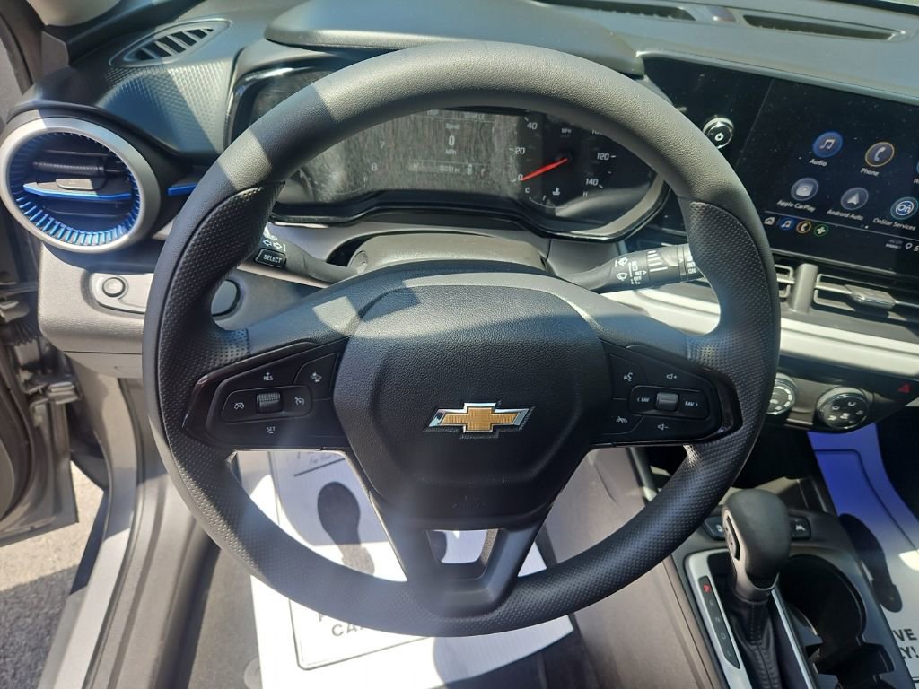 Used 2024 Chevrolet Trax LS FWD image 12