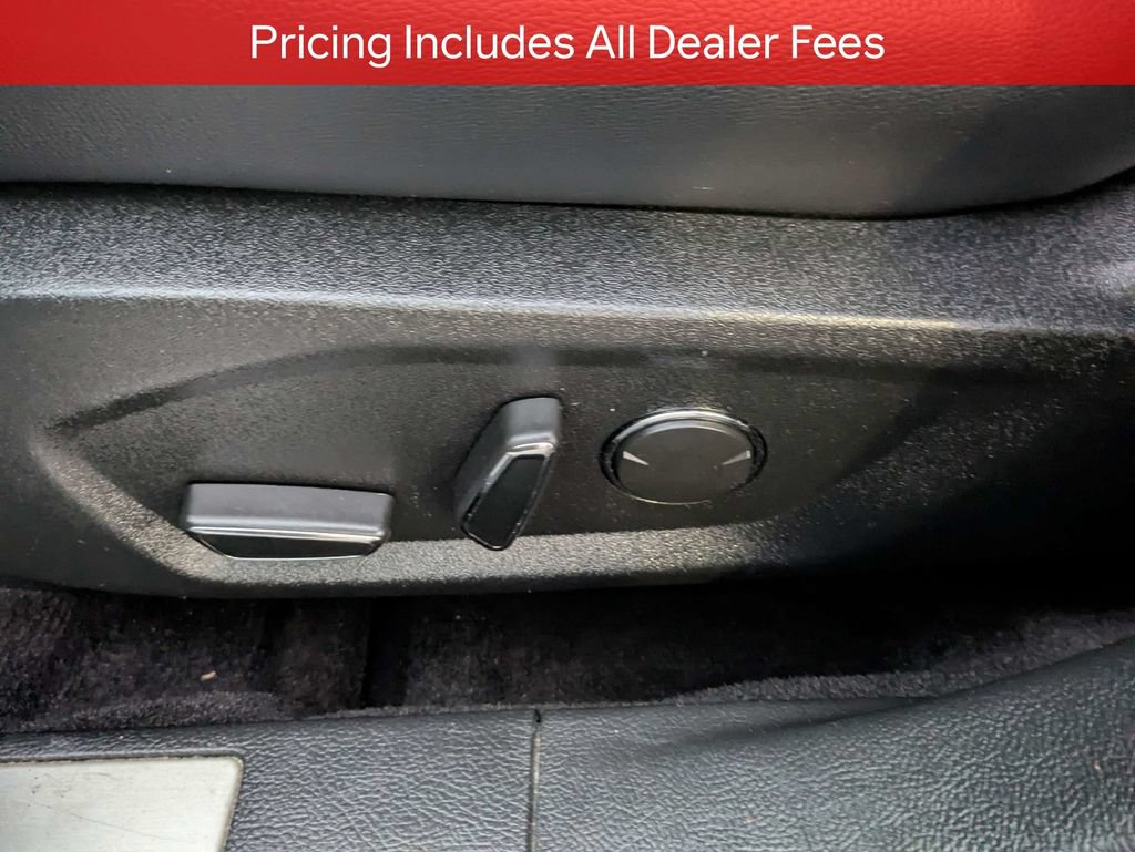 Used 2019 Ford Fusion Titanium FWD image 19