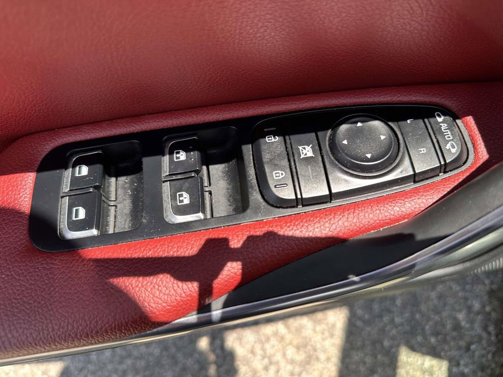 Used 2022 Kia Stinger GT1 w/ Red Interior Color Package AWD/4WD image 9