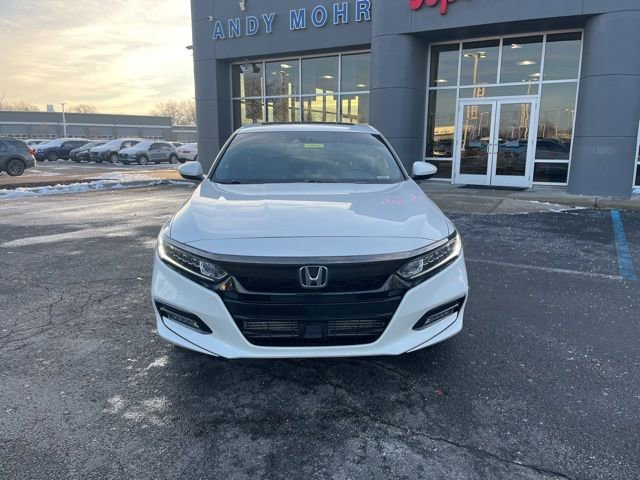 Used 2018 Honda Accord Sport image 12
