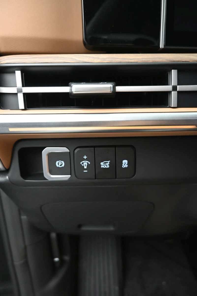 New 2026 Hyundai Santa Fe Calligraphy AWD/4WD image 21