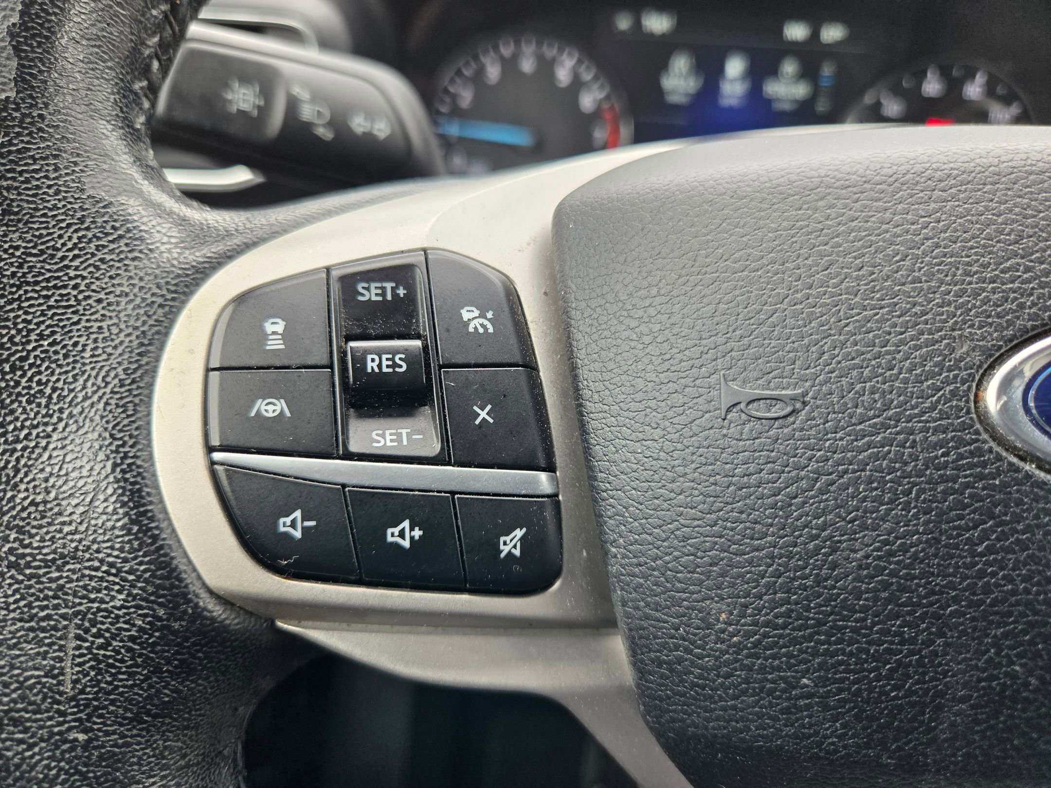 Used 2021 Ford Explorer Limited RWD image 27