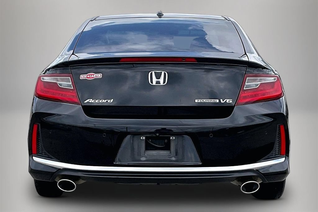 Used 2017 Honda Accord Touring image 6